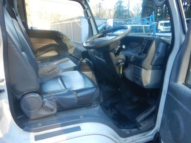 NISSAN DIESEL CONDOR 2012