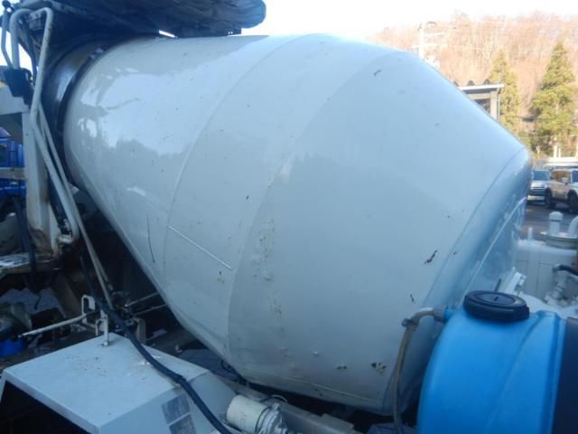 NISSAN DIESEL CONDOR 2012