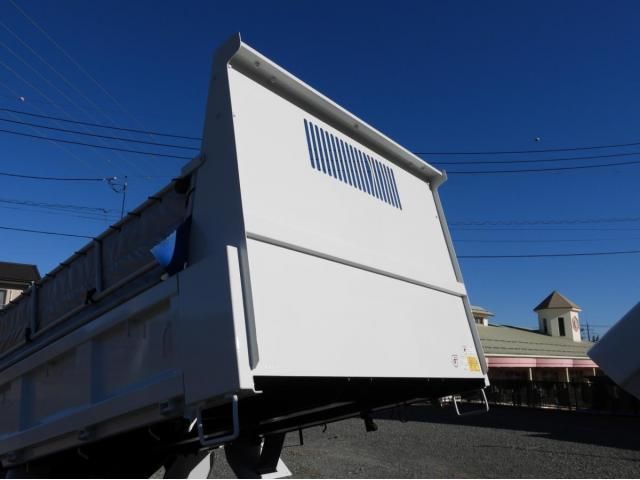 MITSUBISHI CANTER 2017