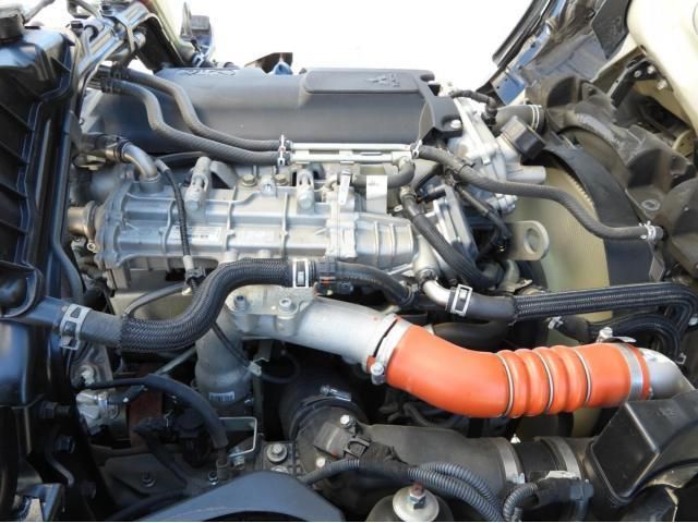 MITSUBISHI CANTER 2017