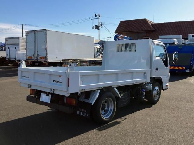 ISUZU ELF 2023