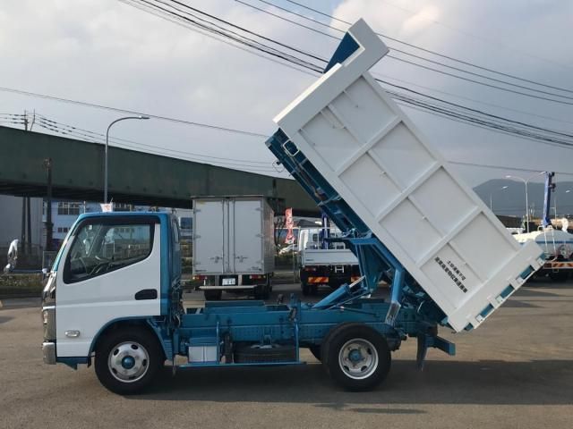 MITSUBISHI CANTER 2022