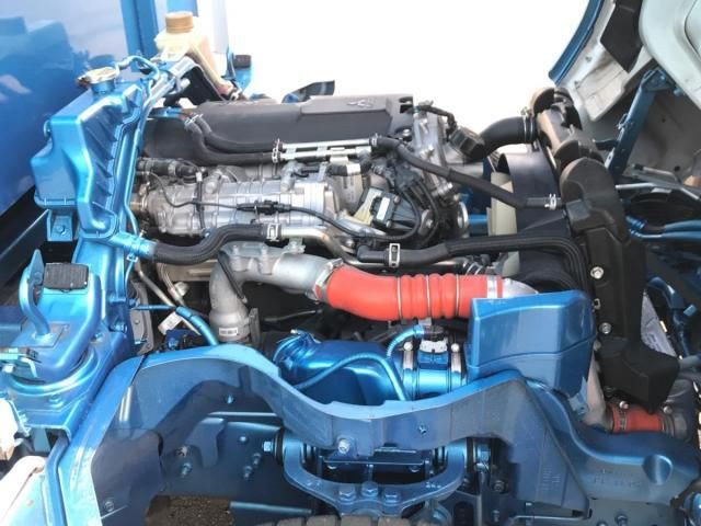 MITSUBISHI CANTER 2022