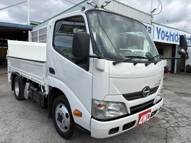 HINO DUTRO 2014