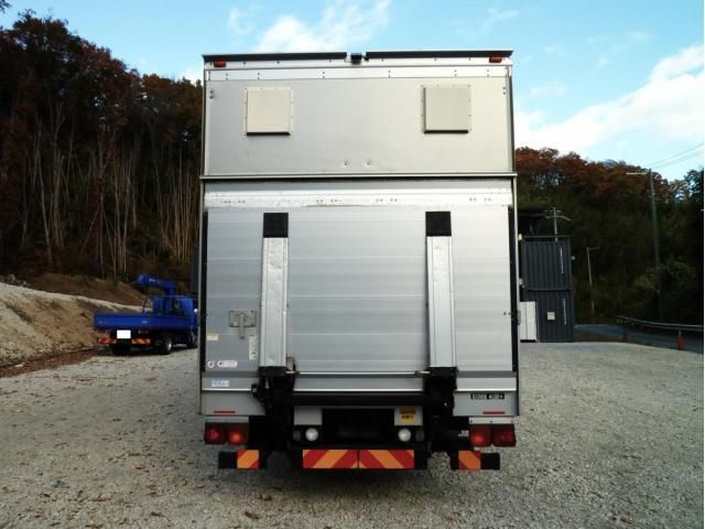 MITSUBISHI FUSOU FIGHTER 2019