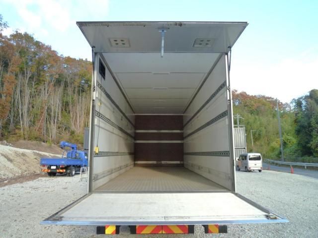 MITSUBISHI FUSOU FIGHTER 2019