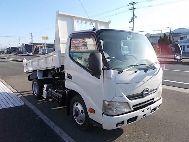 HINO DUTRO 2011