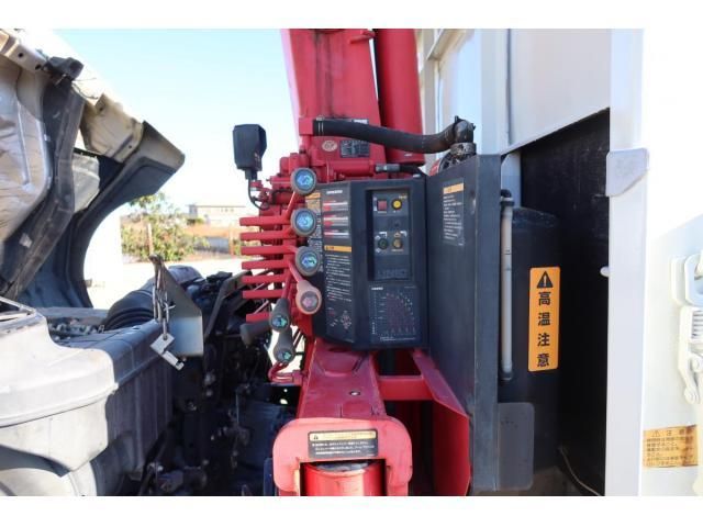 MITSUBISHI FUSOU FIGHTER 2012