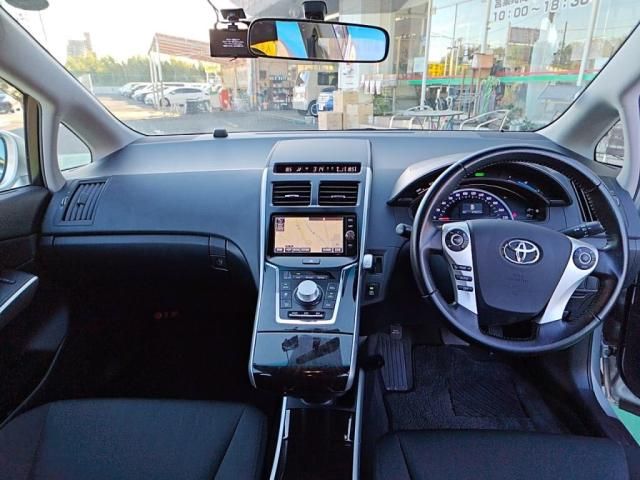 TOYOTA SAI 2016