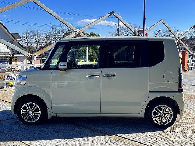 HONDA N BOX 2013