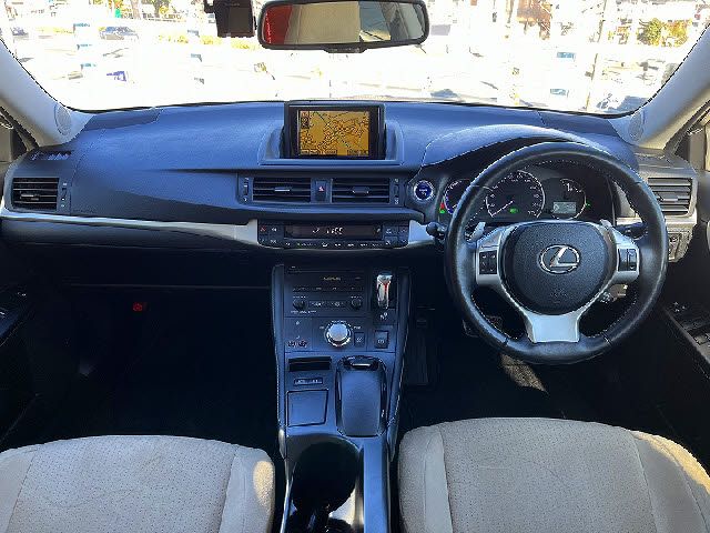 TOYOTA LEXUS CT200h 2012