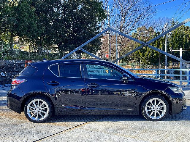 TOYOTA LEXUS CT200h 2012