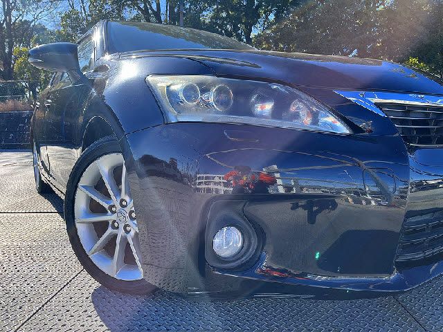 TOYOTA LEXUS CT200h 2012
