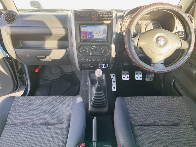 SUZUKI JIMNY 4WD 2012