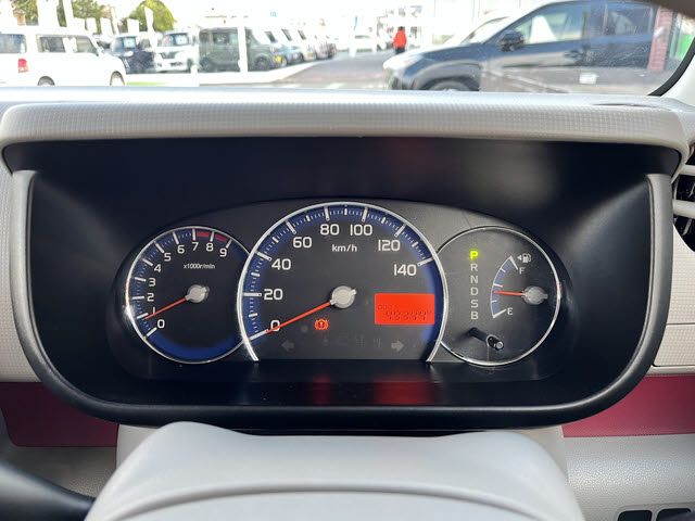 TOYOTA PIXIS SPACE 2013