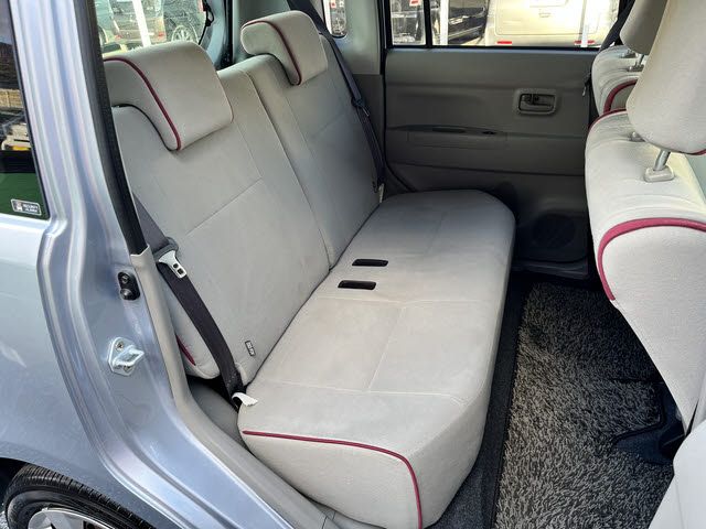 TOYOTA PIXIS SPACE 2013