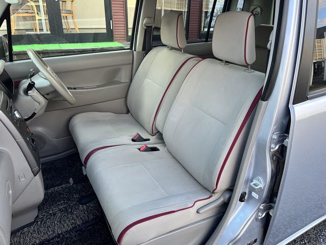 TOYOTA PIXIS SPACE 2013