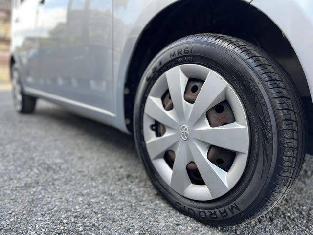 TOYOTA PIXIS SPACE 2013