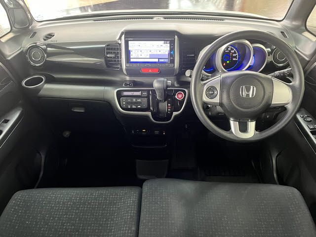 HONDA N BOX CUSTOM 2016