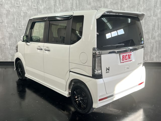 HONDA N BOX CUSTOM 2016