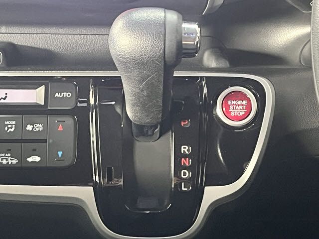 HONDA N BOX CUSTOM 2016