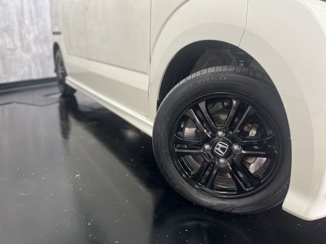 HONDA N BOX CUSTOM 2016