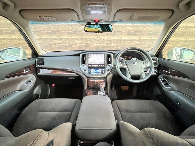 TOYOTA CROWN sedan 2013