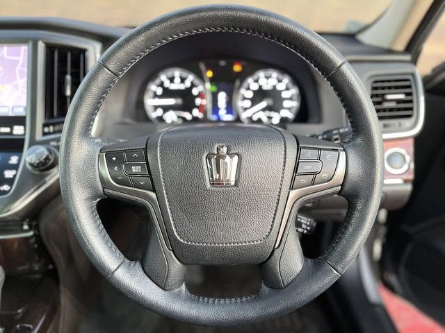 TOYOTA CROWN sedan 2013