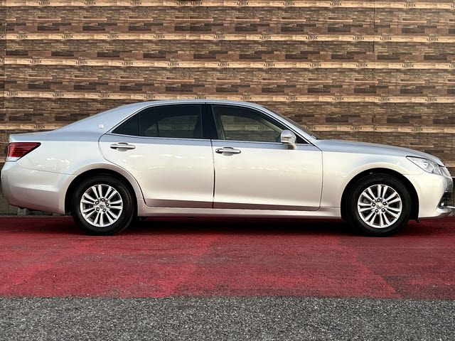 TOYOTA CROWN sedan 2013