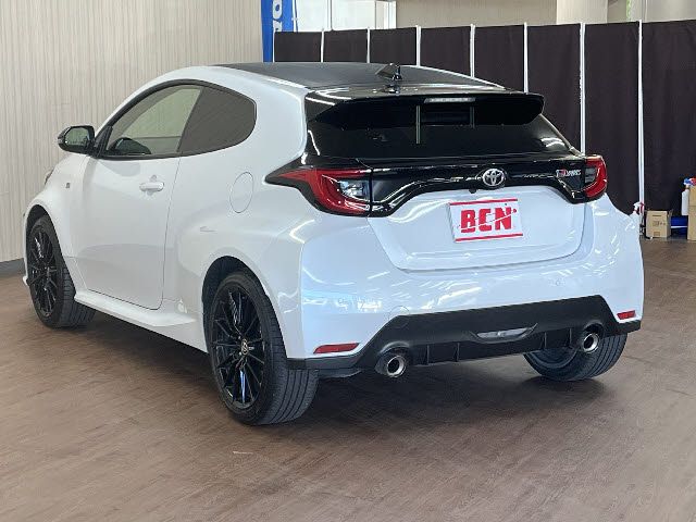 TOYOTA GR YARIS 2021