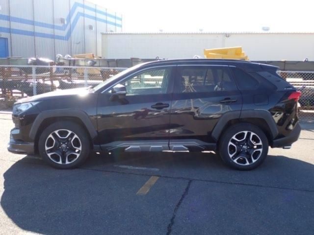 TOYOTA RAV4 4WD 2019