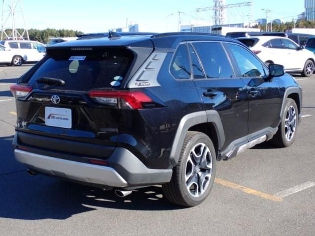 TOYOTA RAV4 4WD 2019
