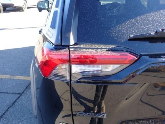 TOYOTA RAV4 4WD 2019