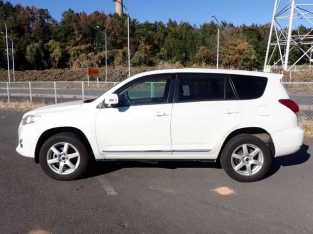 TOYOTA VANGUARD 2WD 2010