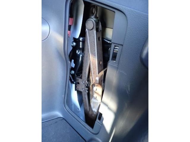 TOYOTA VANGUARD 2WD 2010