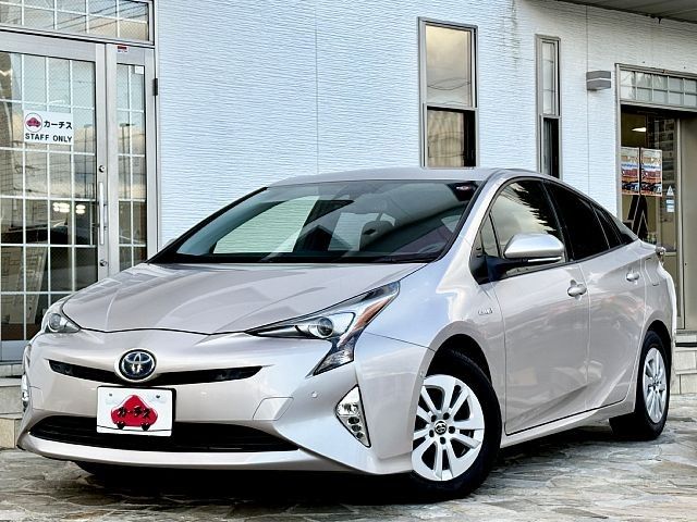 TOYOTA PRIUS 2016