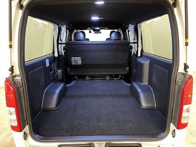 TOYOTA HIACE van 2WD 2018