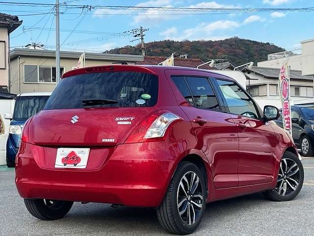 SUZUKI SWIFT 2015