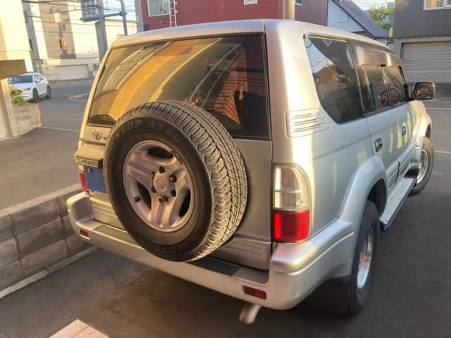 TOYOTA LANDCRUISER PRADO 2001