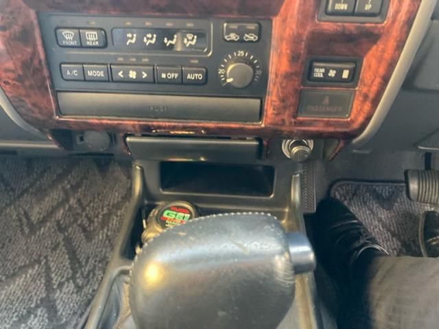 TOYOTA LANDCRUISER PRADO 2001