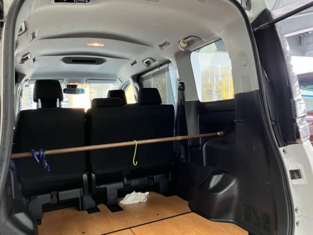 TOYOTA VOXY 4WD 2019