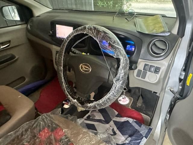 DAIHATSU MIRA e:S 2012