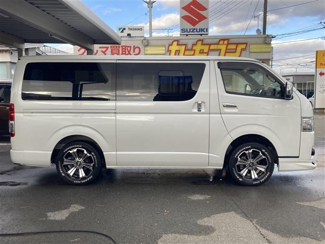 TOYOTA HIACE van 4WD 2021