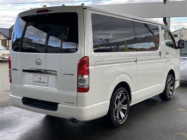 TOYOTA HIACE van 4WD 2021