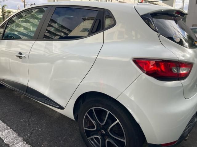 RENAULT RENAULT LUTECIA 2015