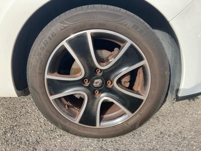 RENAULT RENAULT LUTECIA 2015