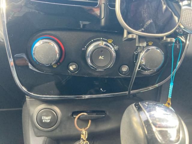 RENAULT RENAULT LUTECIA 2015