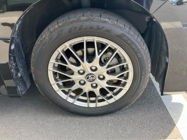 TOYOTA NOAH HYBRID 2018