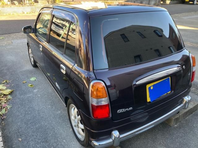 DAIHATSU MIRA GINO 2001