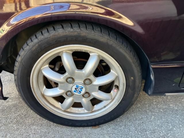 DAIHATSU MIRA GINO 2001